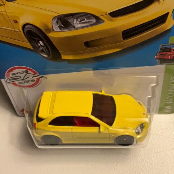 Hot Wheels  ‘99 Honda Civic Type R  [EK9] Hatchback - Picture 4 of 5